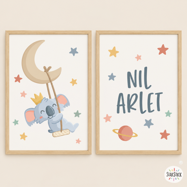 2 Tableaux pour enfants personnalisés avec prénom – Koala sur la lune avec balançoire