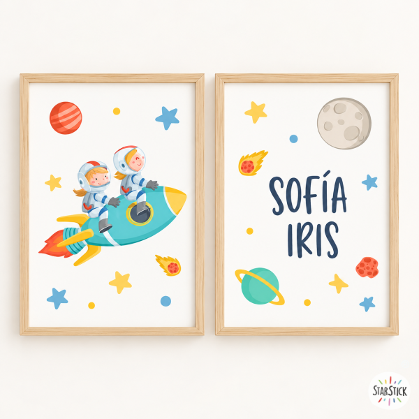 2 Niñas con cohete. Conjunto de 2 cuadros infantiles personalizables