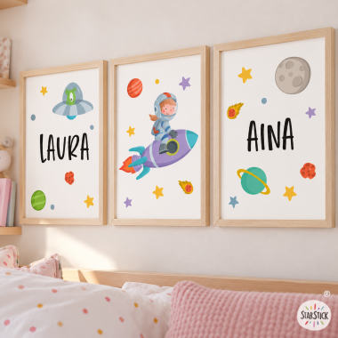3 làmines personalitzades - Nena amb coet - Quadres per decorar habitacions infantils