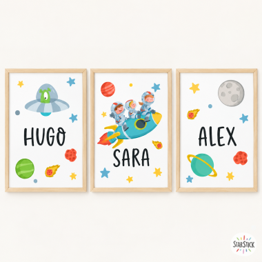 3 láminas infantiles personalizadas. 3 niños con cohete