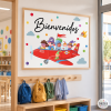 Cuadro infantil para centros educativos - Avión con personaje - Decoración escolar