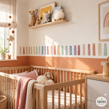 Bordure murale pour chambre de bébé aux tons pastel, effet aquarelle.