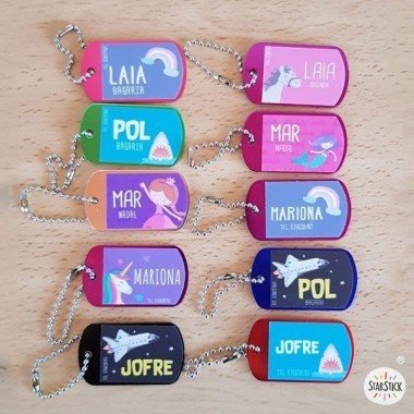 Personalized keychains - Different colors!