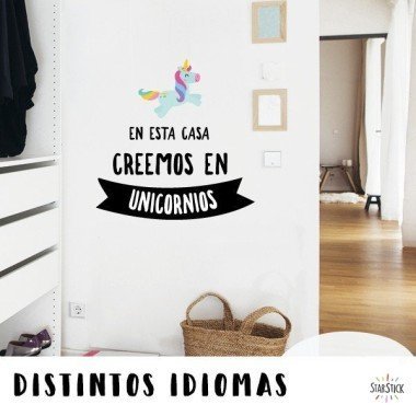 In this house we believe in unicorns - Wall stickers