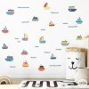 Vinilo infantil barcos de colores con 16 barcos y olas decorativas para habitación de bebé o niño StarStick