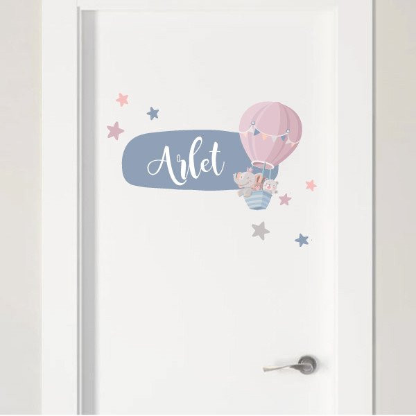 Personalized children's vinyl with name - Animals flying in a balloon
