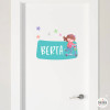 Vinil infantil personalitzat amb noms - Nena amb patinet i gosset