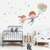 Vinilo infantil - Niño con 1 hermano con globos