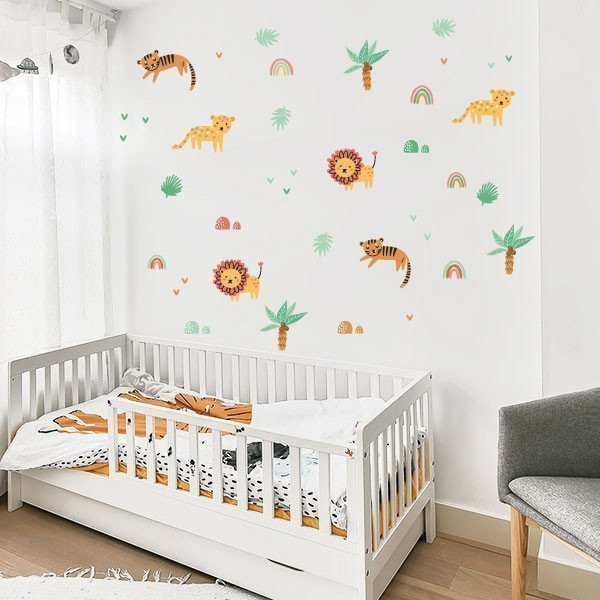 vinil infantil selva amb tigres lleons palmeres animals jungla decoracio habitacio nado personalitzat amb nom