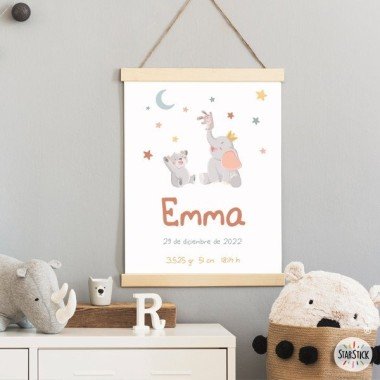 Natalicio - Model Animals touching the moon - Customizable prints for babies