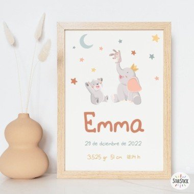 Natalicio - Model Animals touching the moon - Customizable prints for babies