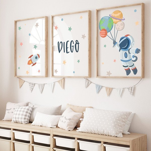3 tableaux décoratifs personnalisés pour bébé - Astronaute avec planètes