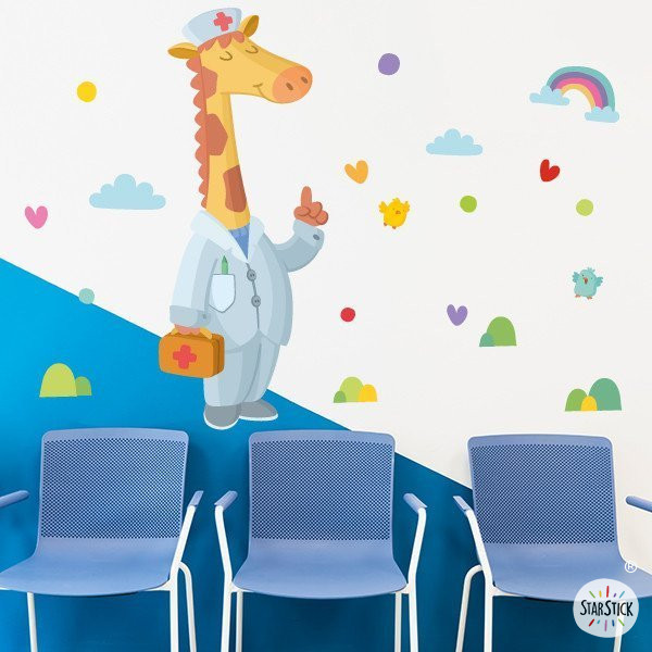 Decoració de pediatria. Doctora Jirafa. Vinils decoratius per a centres sanitaris.