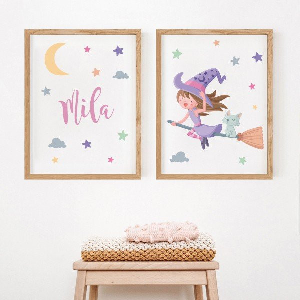 Sorcière volante. Pack de 2 affiches enfants personnalisables avec le nom