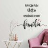 Alguns en diuen caos, nosaltres en diem família