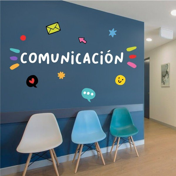Tria idioma! Comunicació – Vinils murals - Idees per decorar espais públics