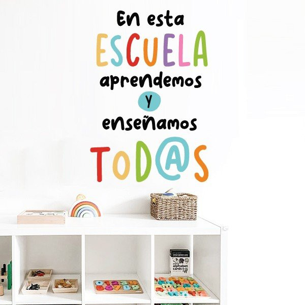 ¡Elige idioma! En esta escuela aprendemos tod@s - Vinilos decorativos estilo Montessori