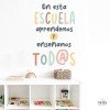 ¡Elige idioma! En esta escuela aprendemos tod@s - Vinilos decorativos estilo Montessori