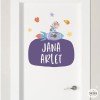 Vinils infantils amb nom - Nena amb coet - Decoració infantil personalitzada
