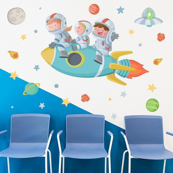 3 Children with rocket - Wall stickers to decorate health centers
