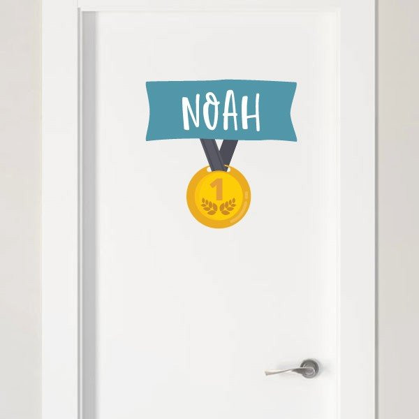 Cotxe Fórmula 1 - Vinil personalitzable amb nom - Idees decoració infantil