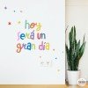 ¡Elige idioma! Hoy será un gran día - Ideas para decorar paredes con vinilos