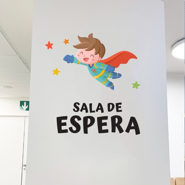 Decoració hospitals i clíniques - Súper nen + Text personalitzat