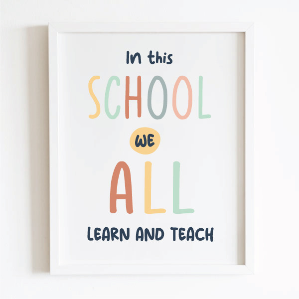 Affiches éducatives. Dans cette école, nous apprenons et enseignons tous