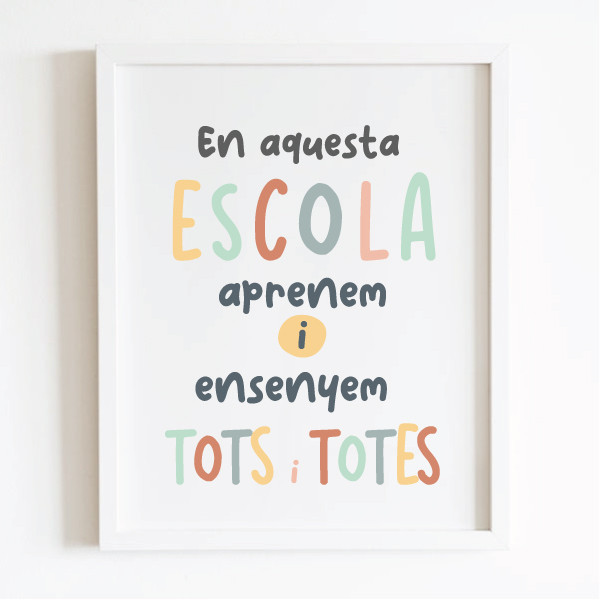 Affiches éducatives. Dans cette école, nous apprenons et enseignons tous