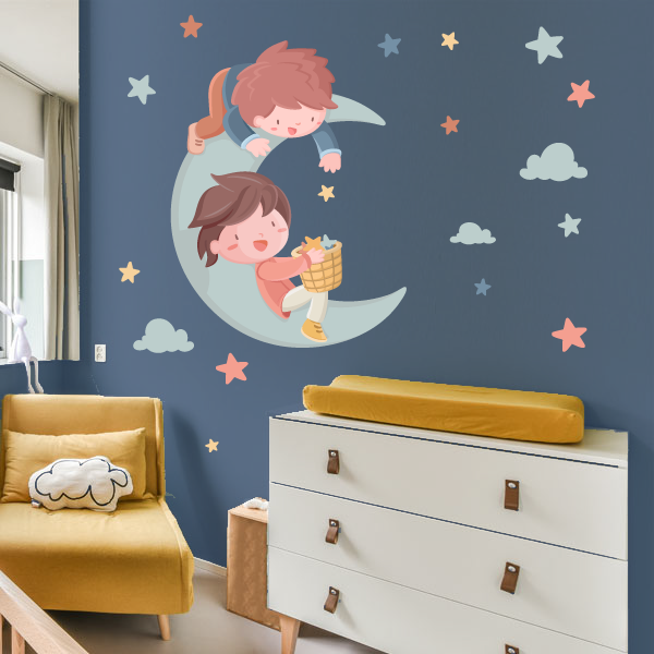Dos hermanos en la luna. Vinilo decorativo infantil