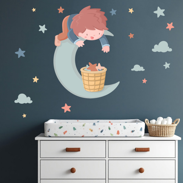 Sticker enfant garçon sur la lune avec étoiles et nuages décoration chambre enfant