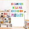 Decoració de l'aula amb vinils - Si caminem de la mà... - Tria idioma!