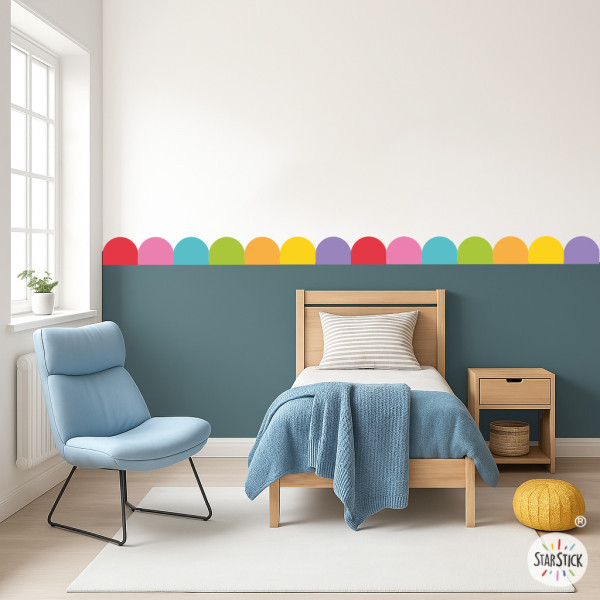 Cenefa adhesiva Arcs i Scallops de colors | Decoració de paret infantil i juvenil | Fàcil d’instal·lar