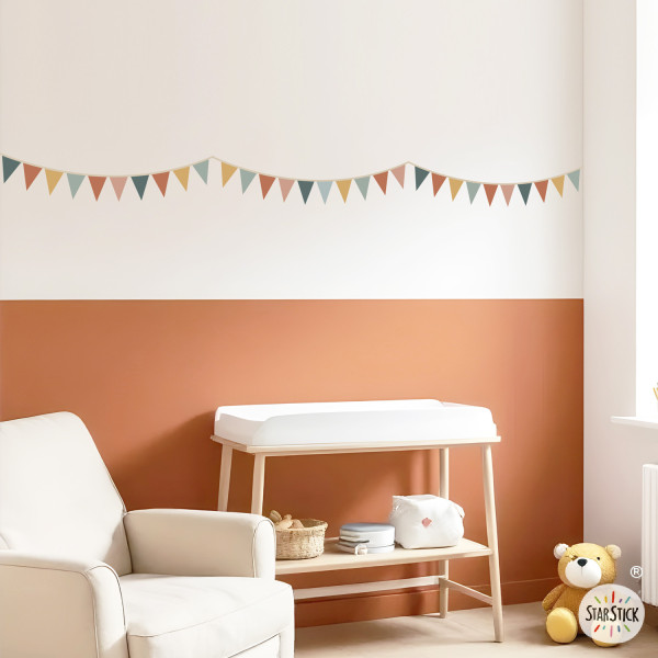 Sanefa autoadhesiva amb banderins tons Boho | Fàcil de col·locar | Decoració de parets divertida