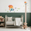 Mesurador d’alçada infantil – Lleó futbolista | Adhesiu decoratiu per a l’habitació infantil