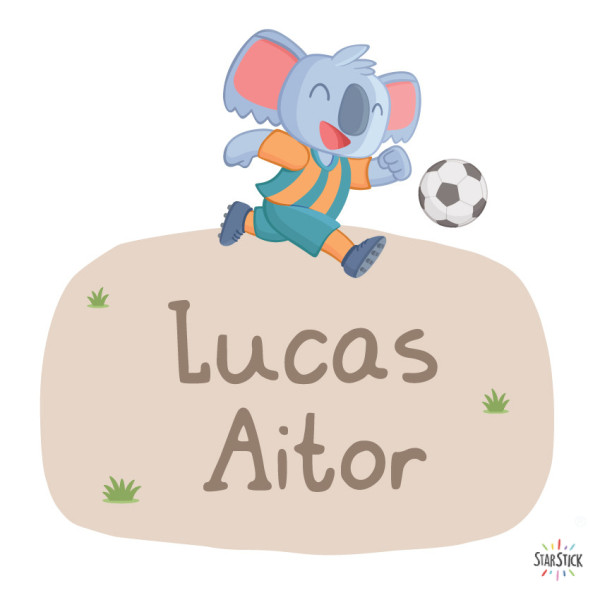 Vinilo infantil con nombre – Koala futbolista | Decoración infantil personalizada