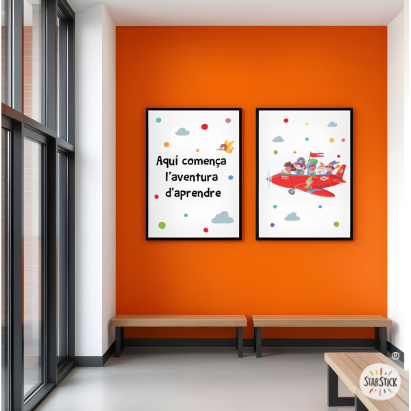 Decoració escolar infantil | Pack de 2 quadres Avió amb personatges de contes