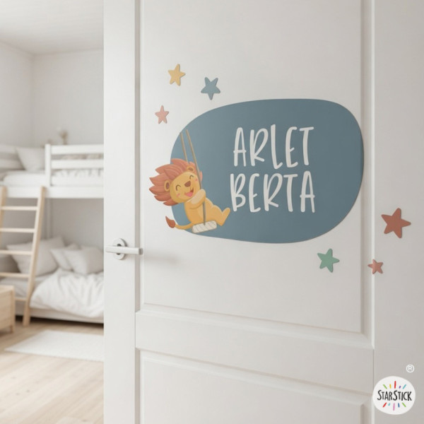 sticker mural enfant lion balançoire lune personnalisé