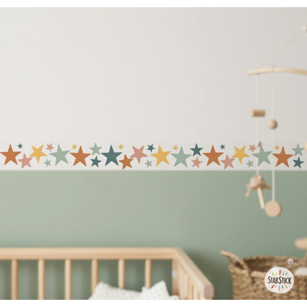 Frise adhésive pour enfants avec des étoiles aux tons Boho, effet peint. Décoration pour enfants et adolescents.