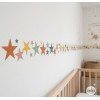 Cenefa adhesiva infantil d’estrelles en tons Boho, efecte pintat. Decoració infantil i juvenil.