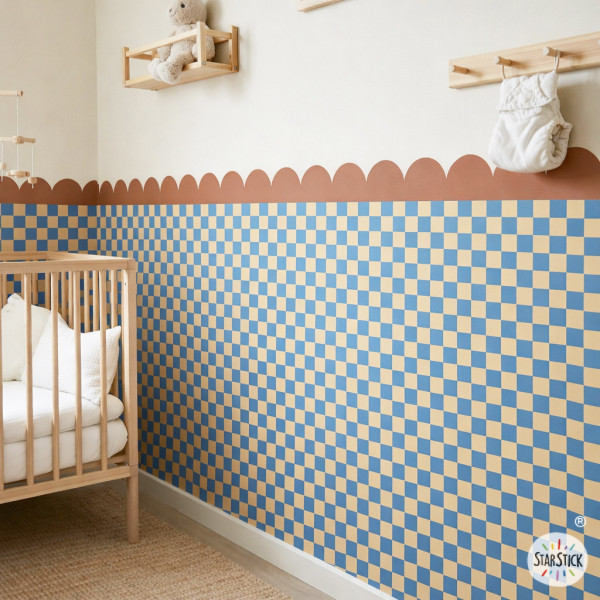Papel adhesivo de media pared con ondas y cuadros decoración moderna
