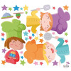 Decoració per a vidre amb cuiners infantils i estrelles de colors.