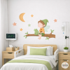 Vinils infantils hospitalaris | Follet a la branca amb lluna i estrelles