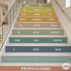 Decoració per a escales de centres educatius - Preposicions en castellà