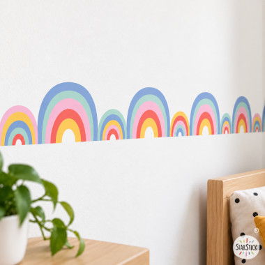 Decorative adhesive wall border with colourful rainbow for kids