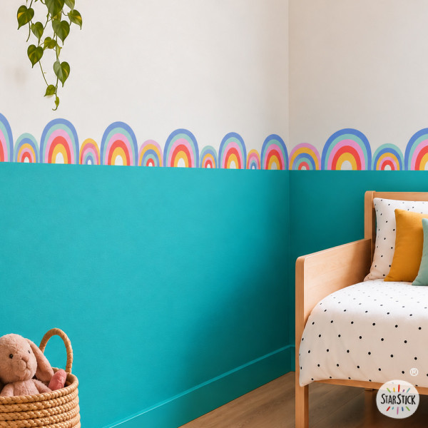 Decorative adhesive wall border with colourful rainbow for kids