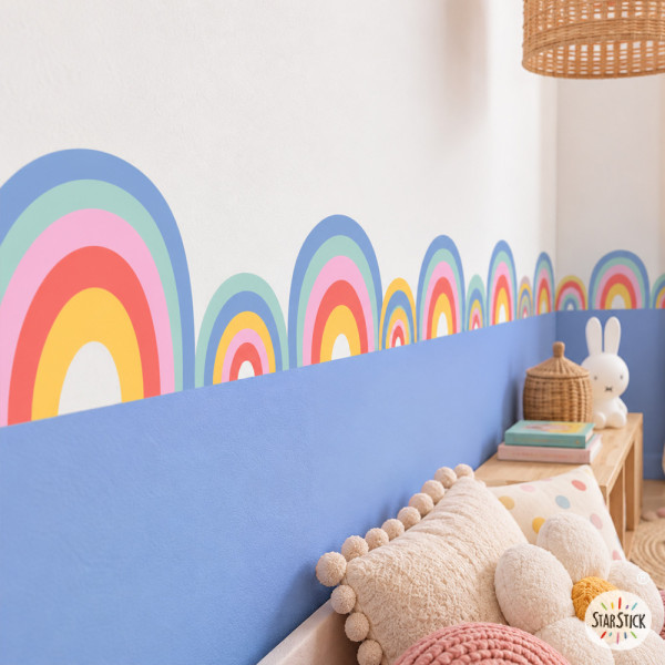 Decorative adhesive wall border with colourful rainbow for kids