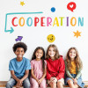 Décoration scolaire avec stickers muraux - Coopération