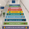 Vinilo decorativo para escaleras con mensaje motivador “Hoy será un gran día”.